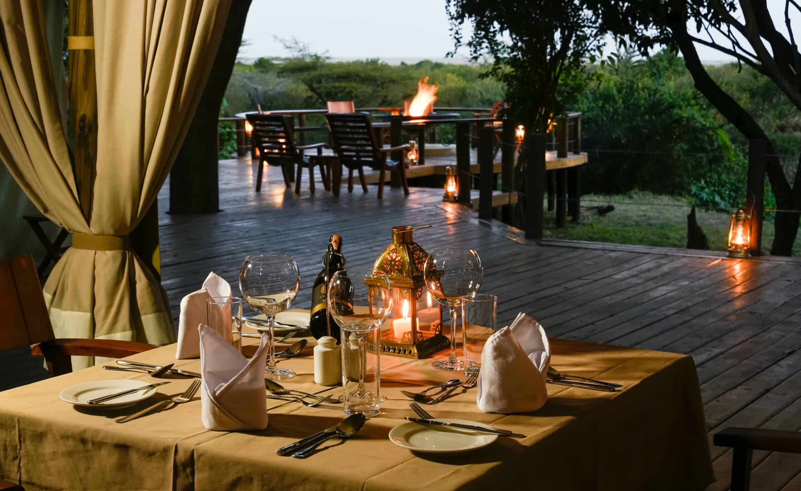 dining at ilkeliani camp